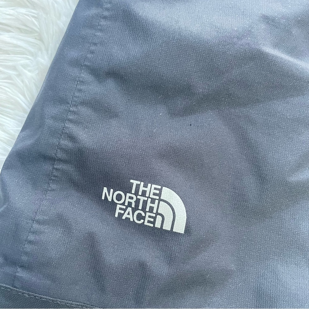 The North Face Kids HyVent EZ Grow Bib Overalls Ski Snow Pants - Picture 12 of 14